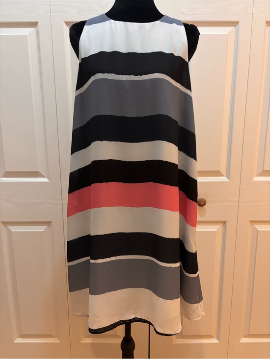 Dresses & Skirts - Striped A-Line Sleeveless Dress in Black, Gray, White & Coral